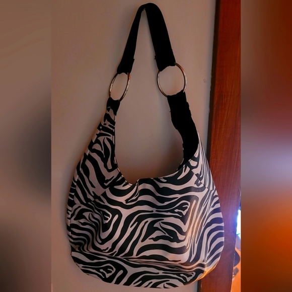Zebra print pocket book - Picture 1 of 1